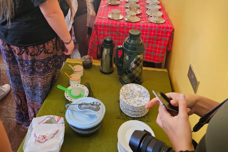 Tea tasting at Riara